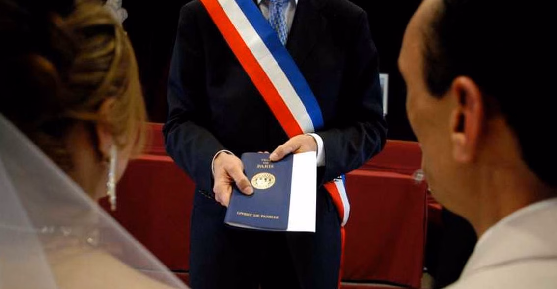 François Fillon suspendu de la Légion d’honneur : plus d’un an après l’affaire des emplois fictifs