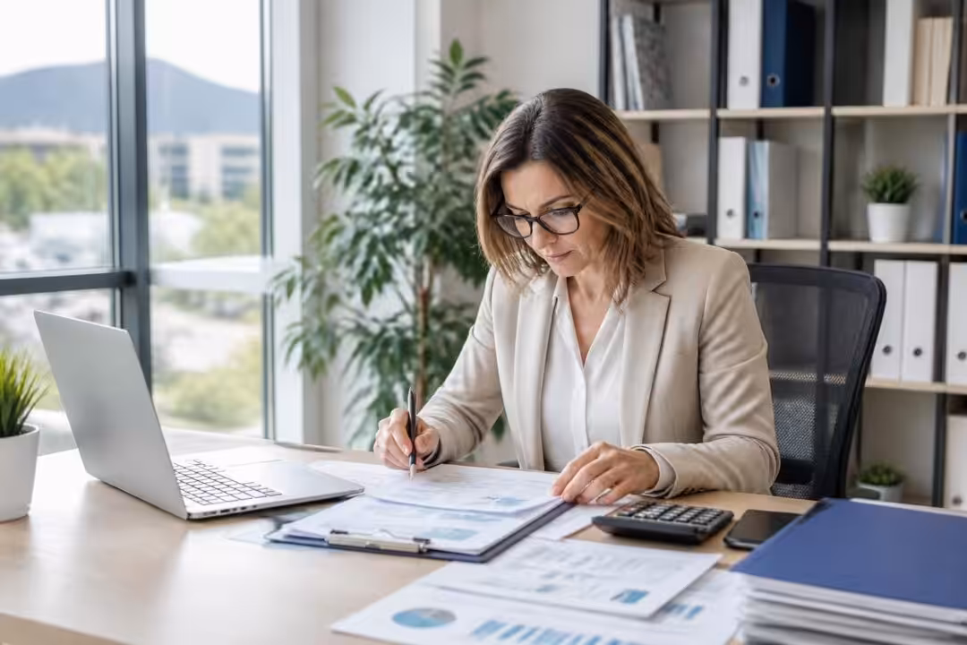 découvrez l'offre d'emploi pour un poste d'aide comptable h/f à archamps (74160) publiée sur figaro emploi. rejoignez une équipe dynamique et développez vos compétences comptables dans un environnement professionnel stimulant.